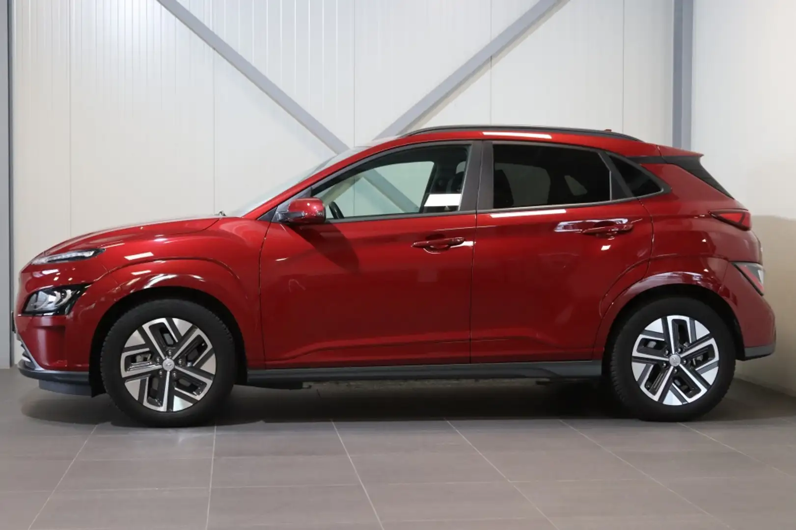 Hyundai KONA EV Premium 64 kWh|Leder|3-Fase||Navi|PDC|Winter|Ri Rojo - 2