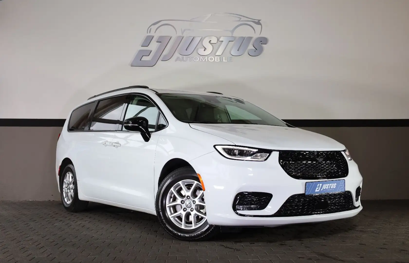 Chrysler Pacifica Touring 3.6 V6/ACC/TTW/KAMERA/SHZ/R17 Weiß - 1