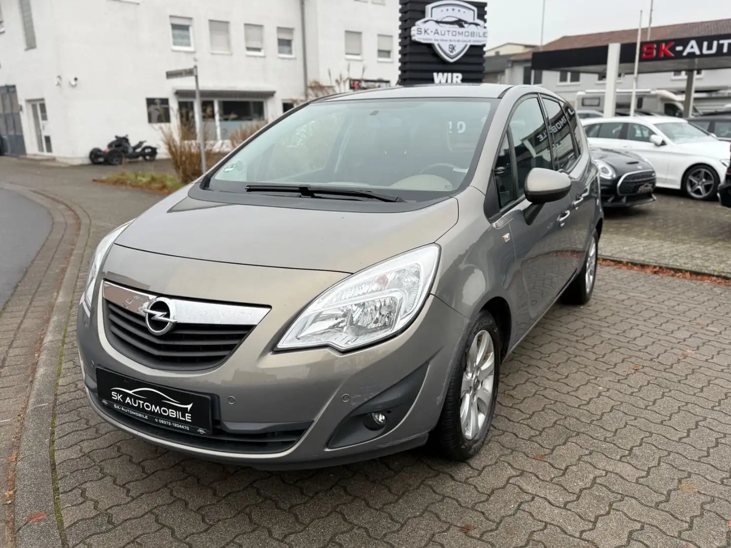 Opel Meriva B 1.4 Edition-TEMPOMAT-SHZ-AHK Braun - 2