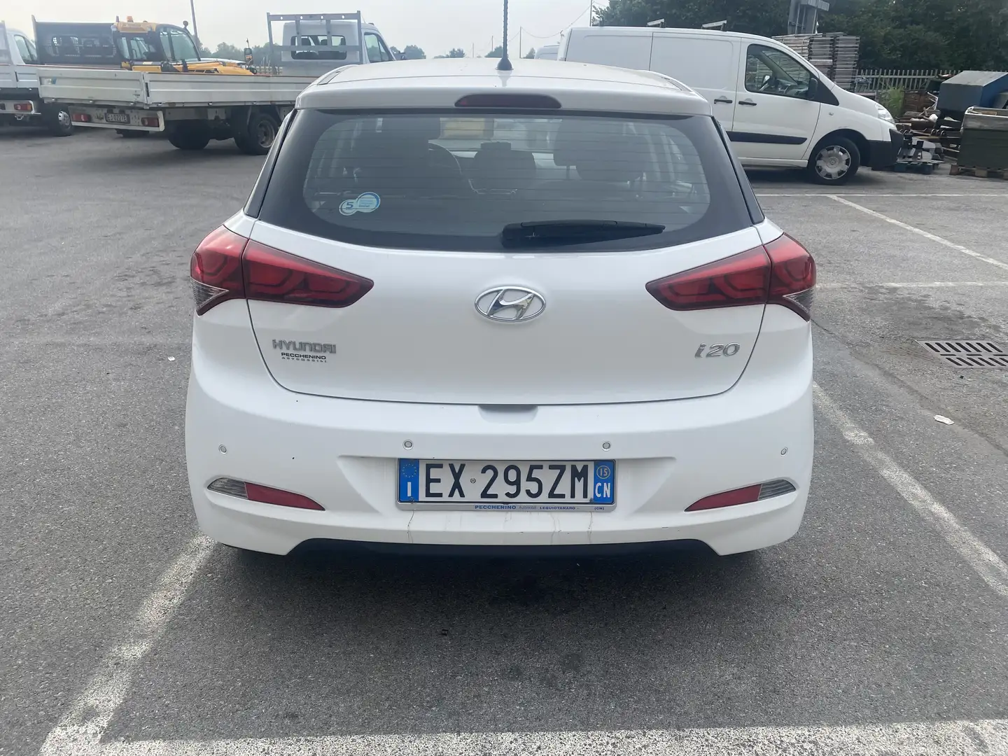 Hyundai i20 5p 1.2 Classic 84cv - 1