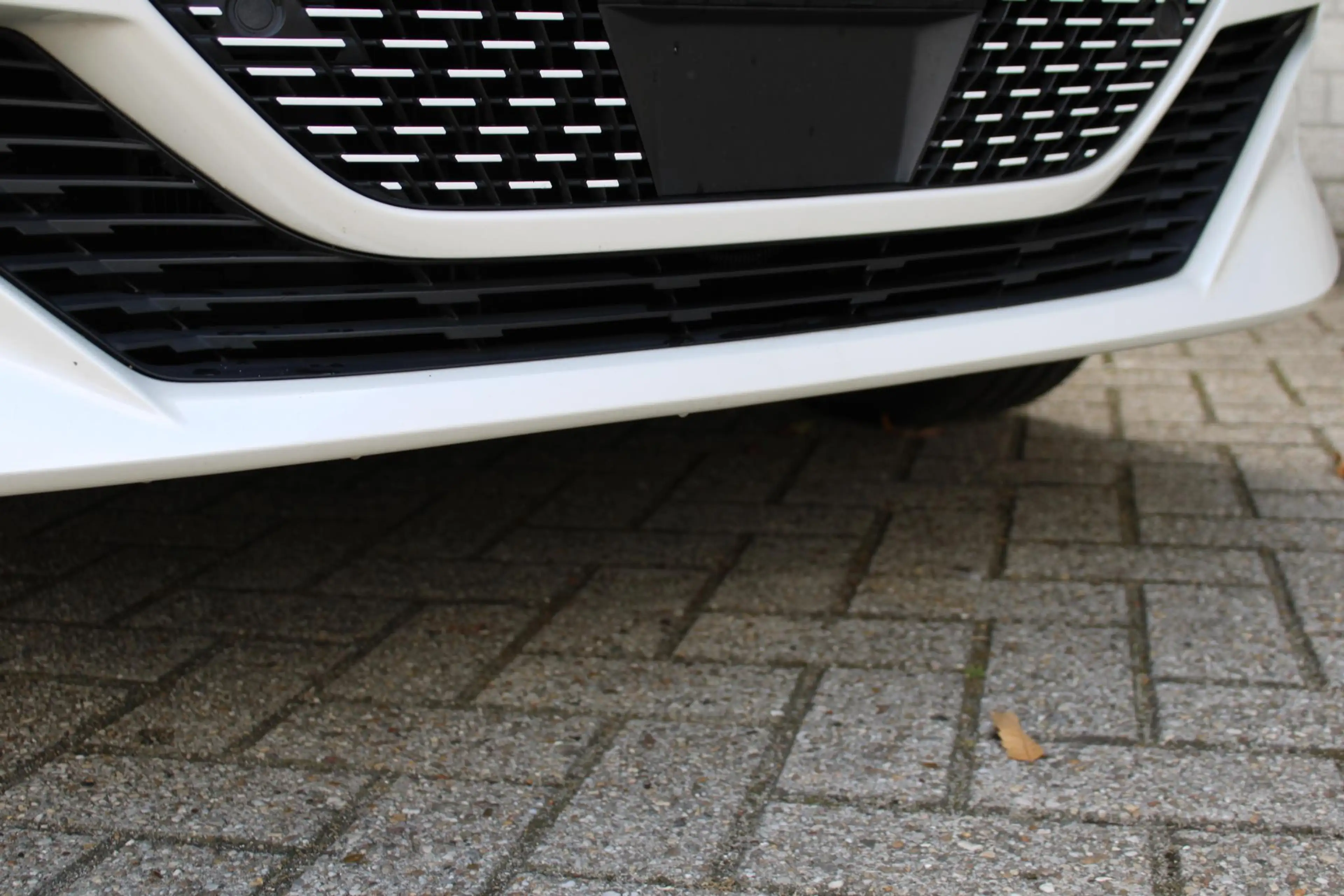 Peugeot e-208 EV GT 350 50 kWh — photo 13