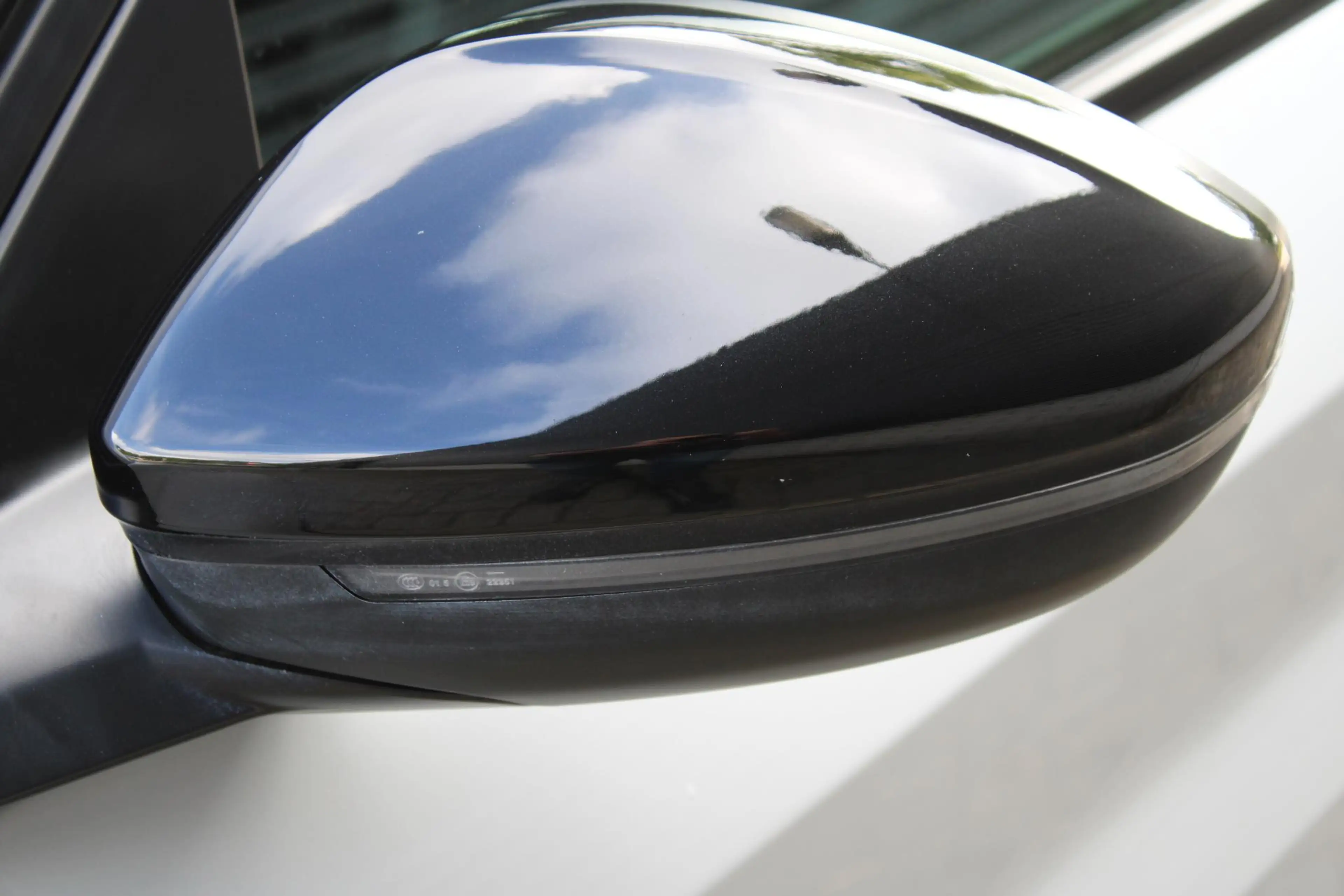 Peugeot e-208 EV GT 350 50 kWh — photo 10