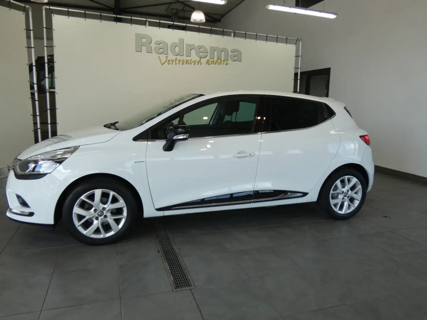 Renault Clio 0.9 TCe Limited Wit - 2