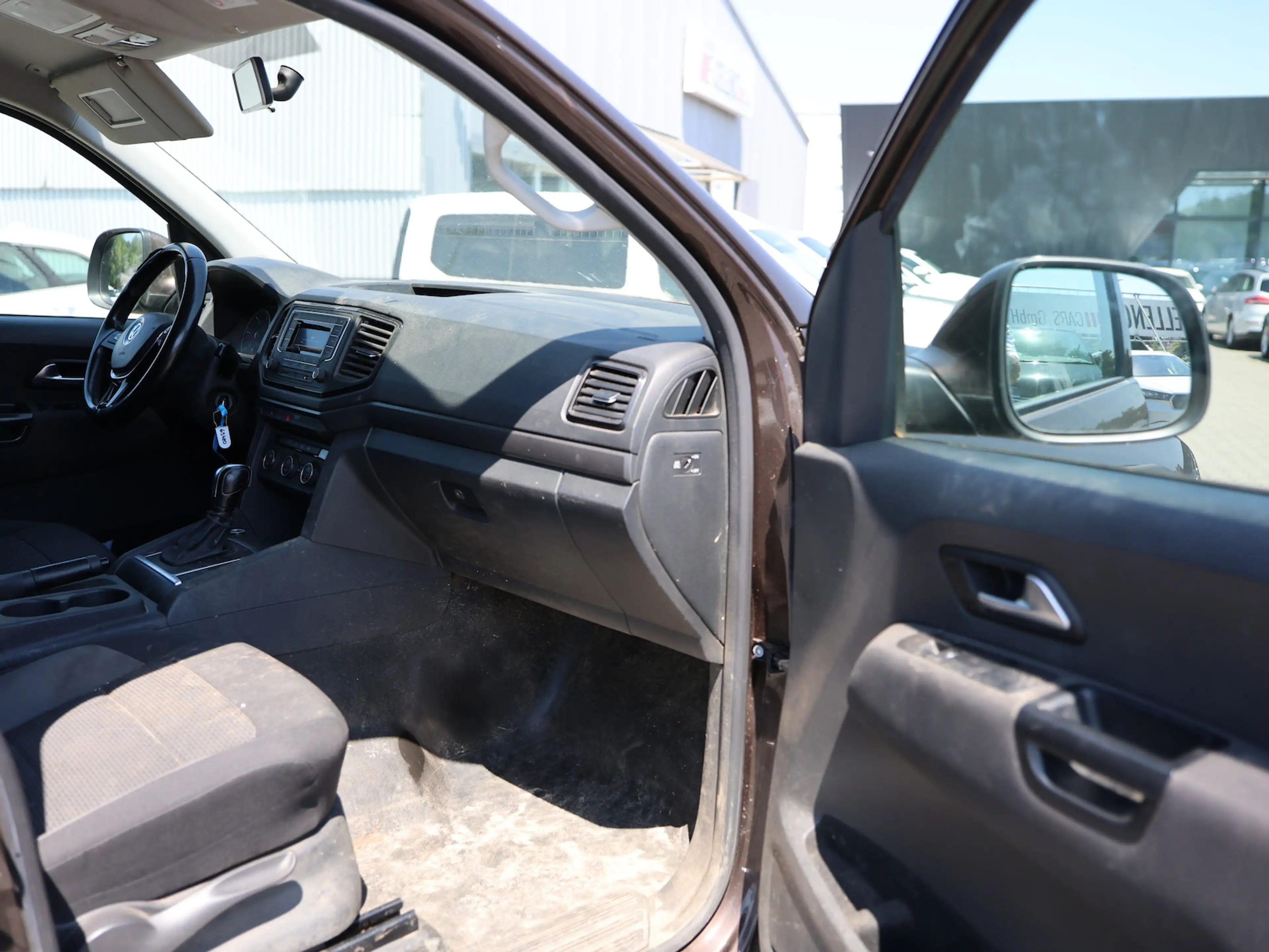 Volkswagen Amarok 3.0 TDI DSG 4M DC Comfortline / HARDTOP — photo 12