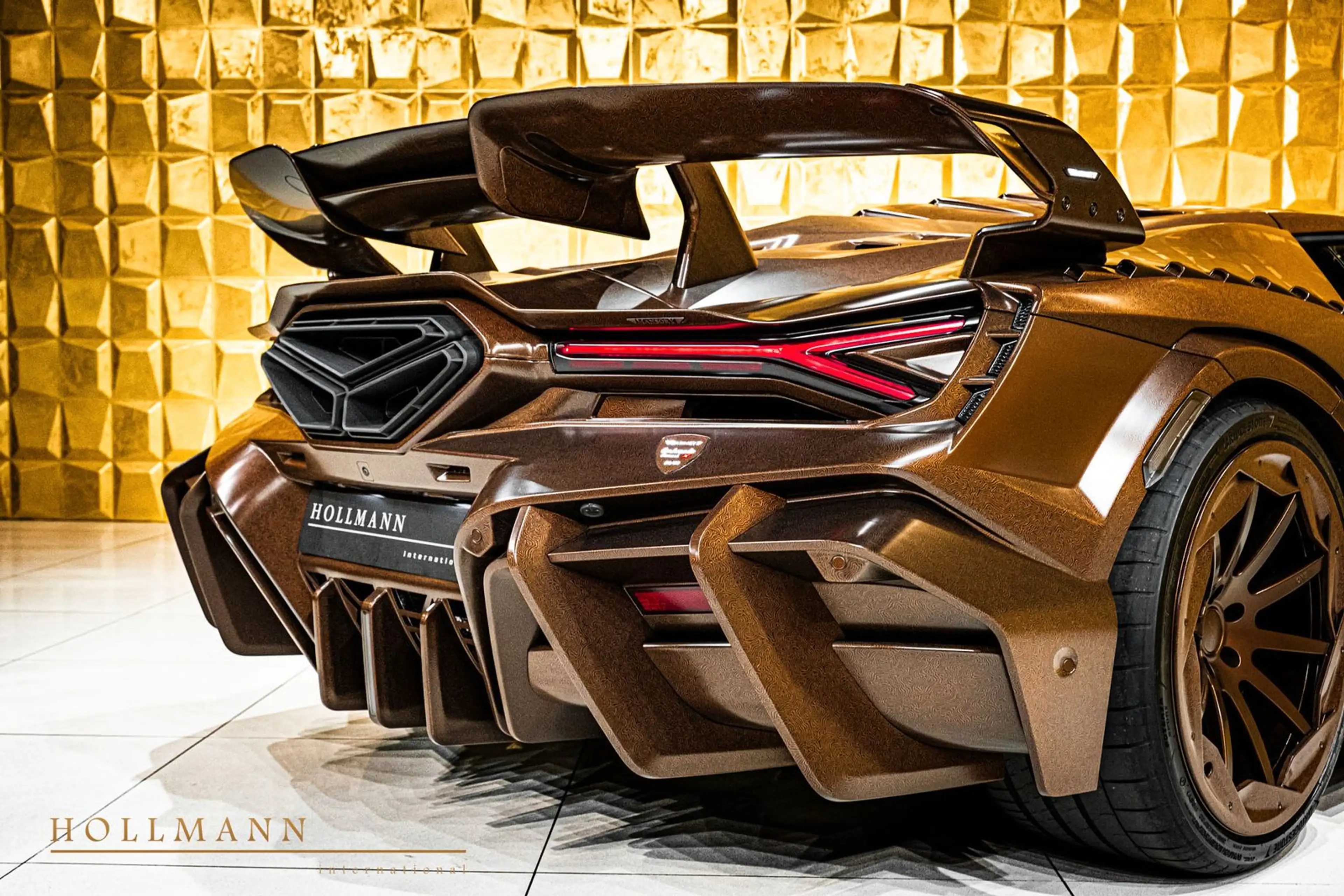 Lamborghini Revuelto by MANSORY Carbonado X — photo 13