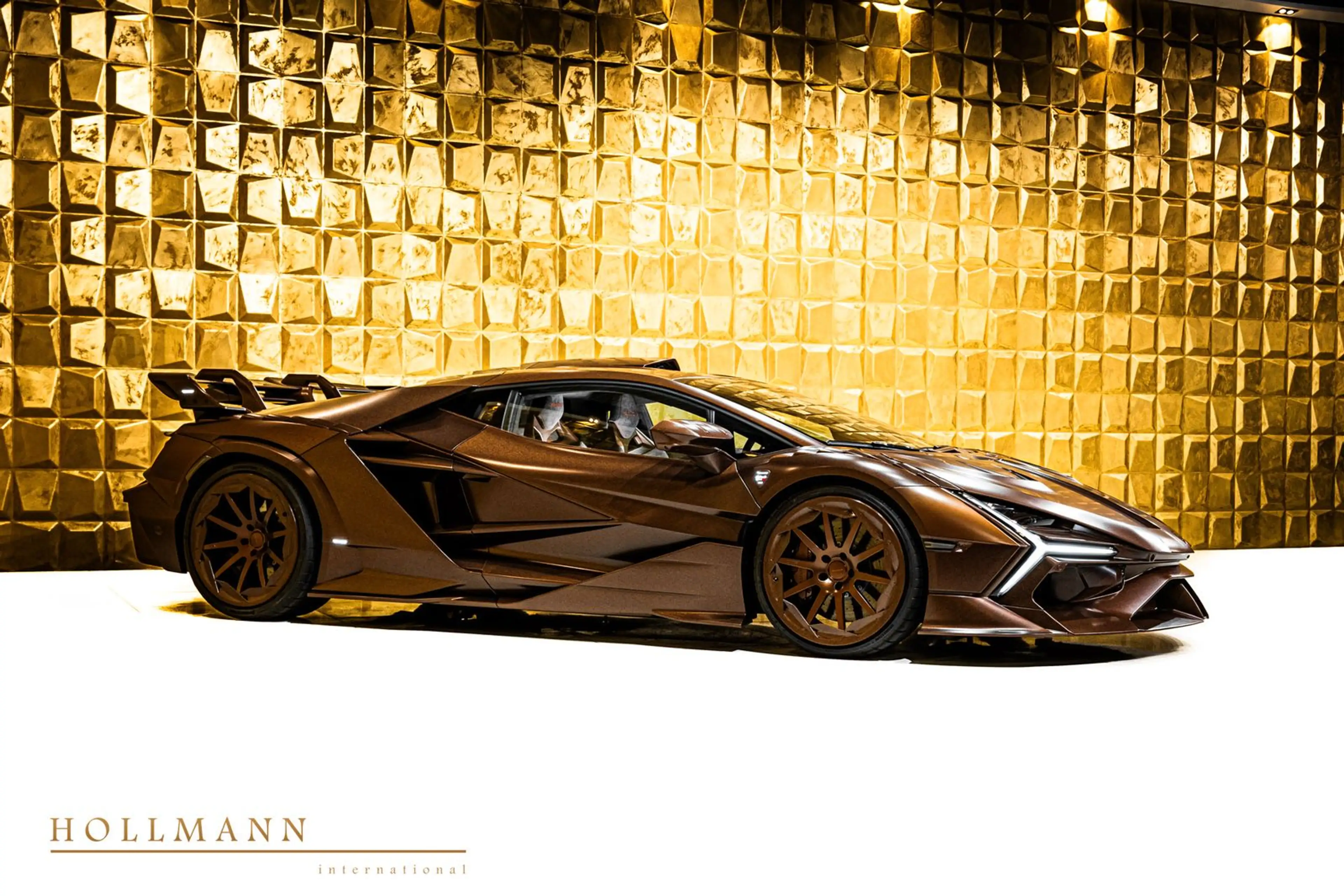 Lamborghini Revuelto by MANSORY Carbonado X — photo 2
