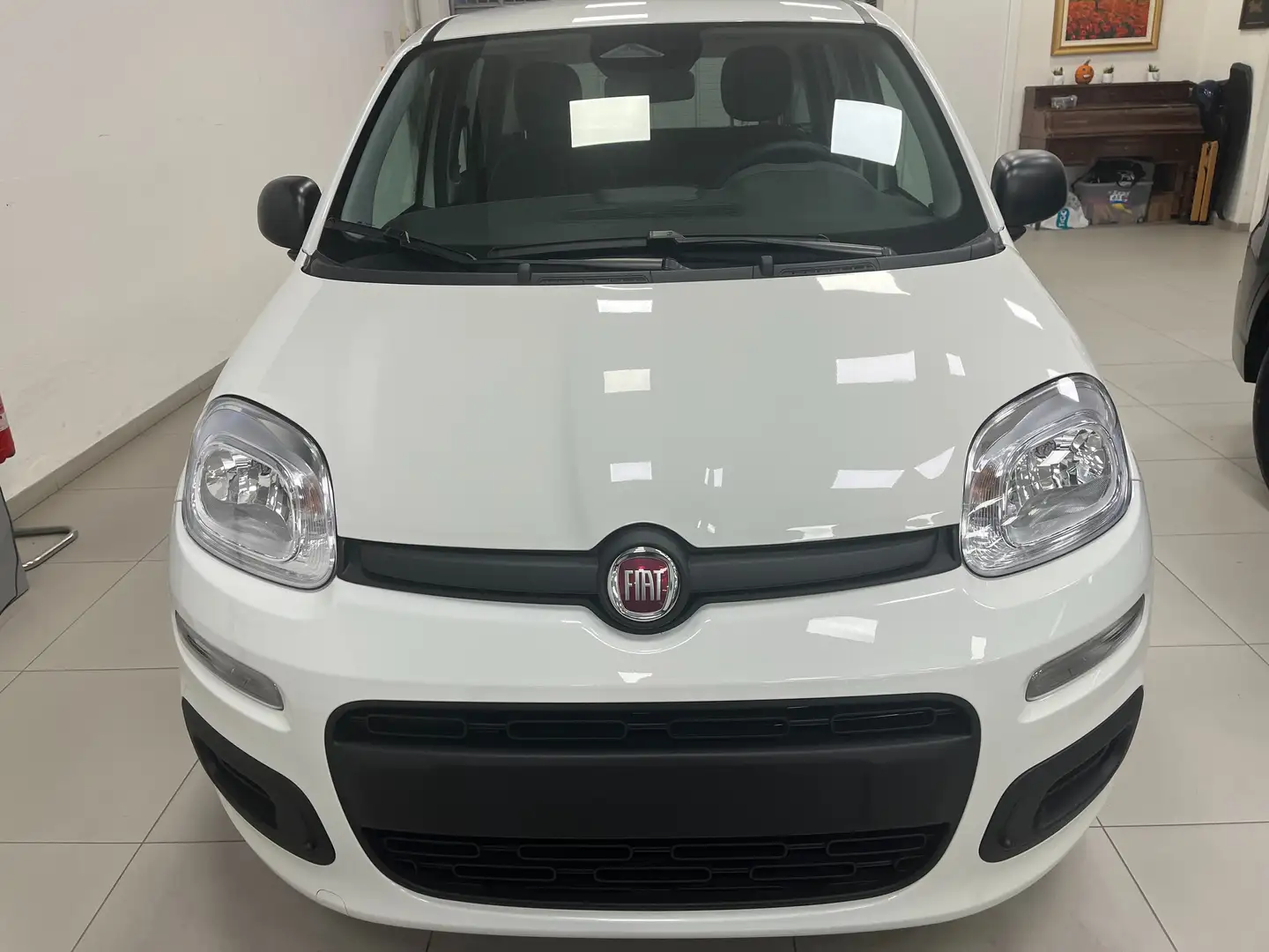 Fiat New Panda KM OO Panda Icon Hybrid 1.0 70 cv Km 00 Weiß - 2