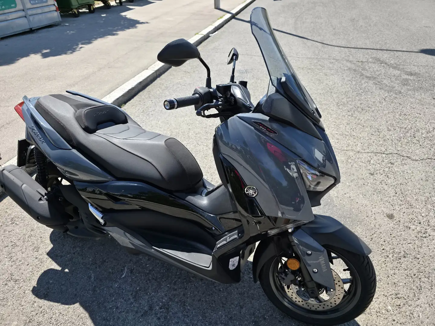 Yamaha X-Max 125 Grau - 2