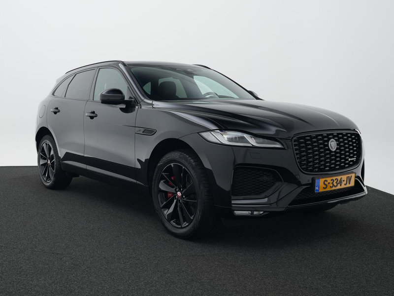 Jaguar F-Pace 2.0 P400e PHEV R-Dynamic Black | Cold Climate Pack — photo 11