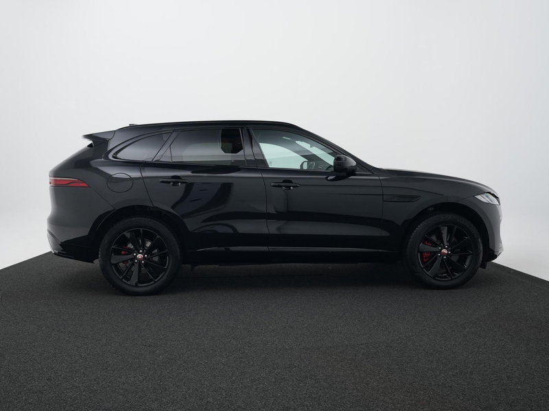 Jaguar F-Pace 2.0 P400e PHEV R-Dynamic Black | Cold Climate Pack — photo 7