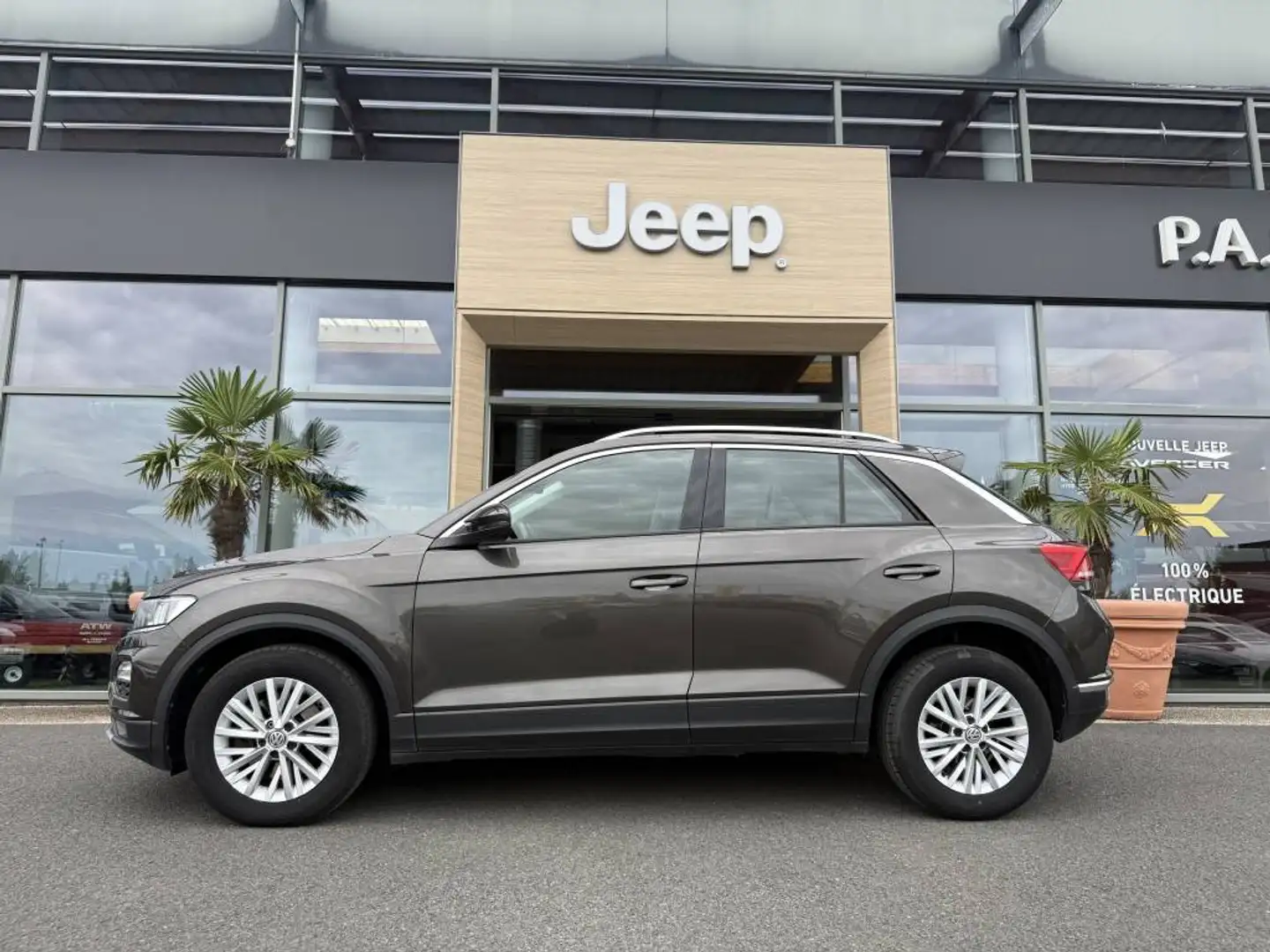 Volkswagen T-Roc T-ROC 1.0 TSI 115 START/STOP BVM6 LOUNGE Brun - 2