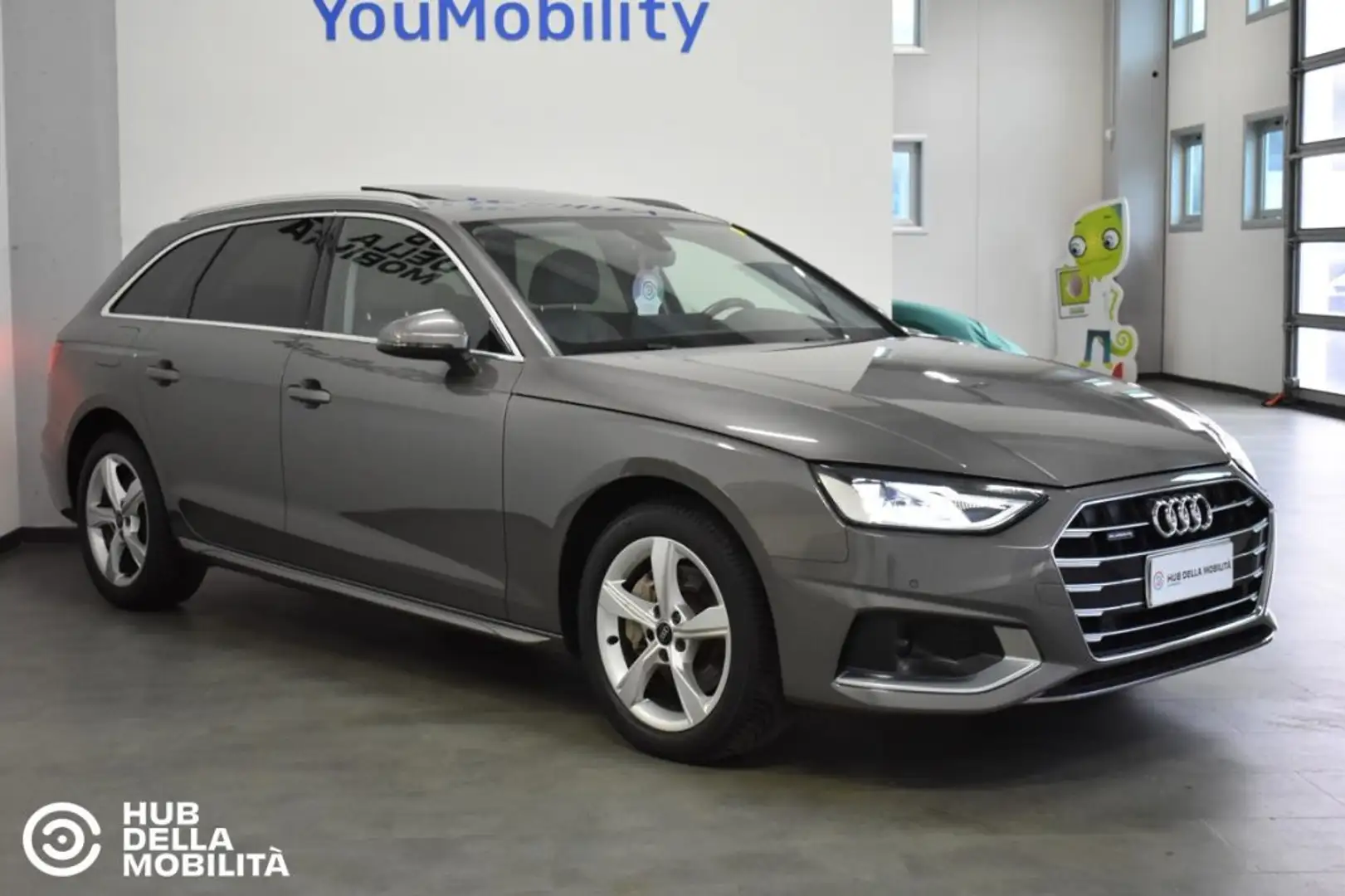 Audi A4 Avant 40 TDI quattro S tronic Business Advanced Gris - 2