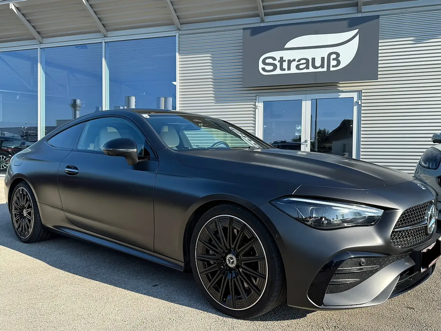 Mercedes-Benz CLE 450 Coupe 4Matic Aut. Grau - 1