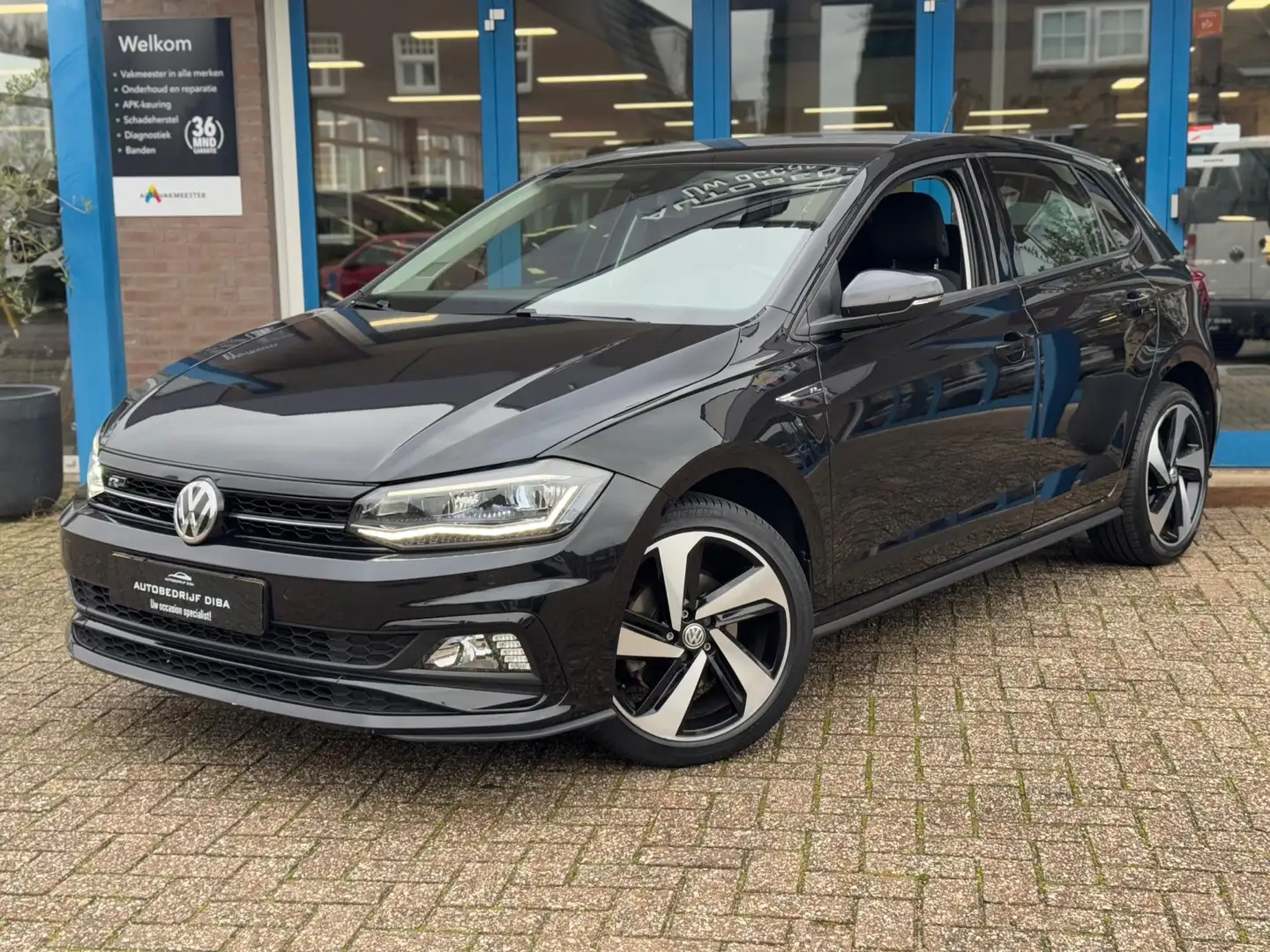 Volkswagen Polo 1.0 TSI R-Line 2018 AUT NAVI LM CARPLAY NAP! Zwart - 2