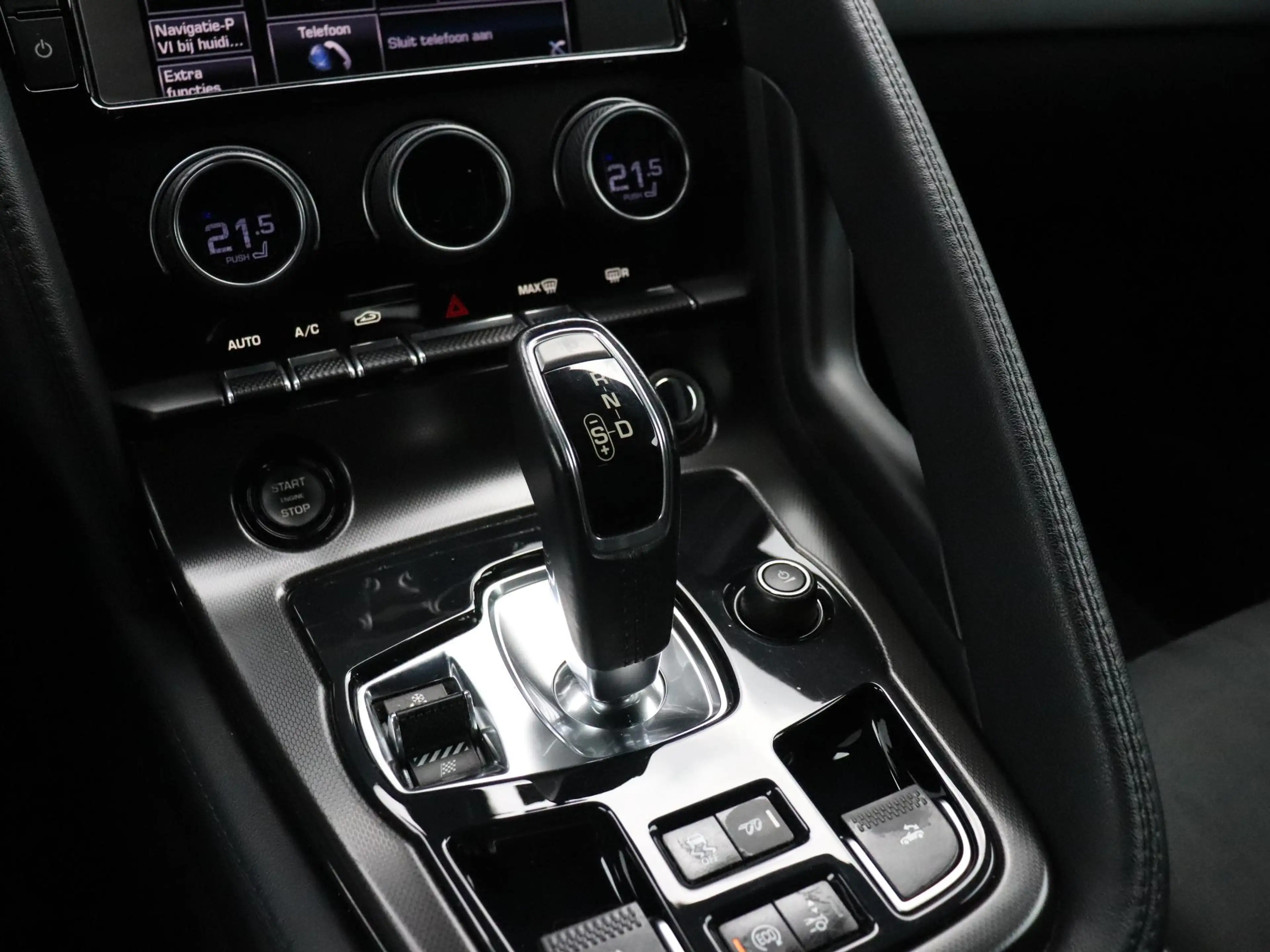 Jaguar F-Type 3.0 V6 Convertible LEDER | NAVI | MERIDIAN SURROUN — photo 26