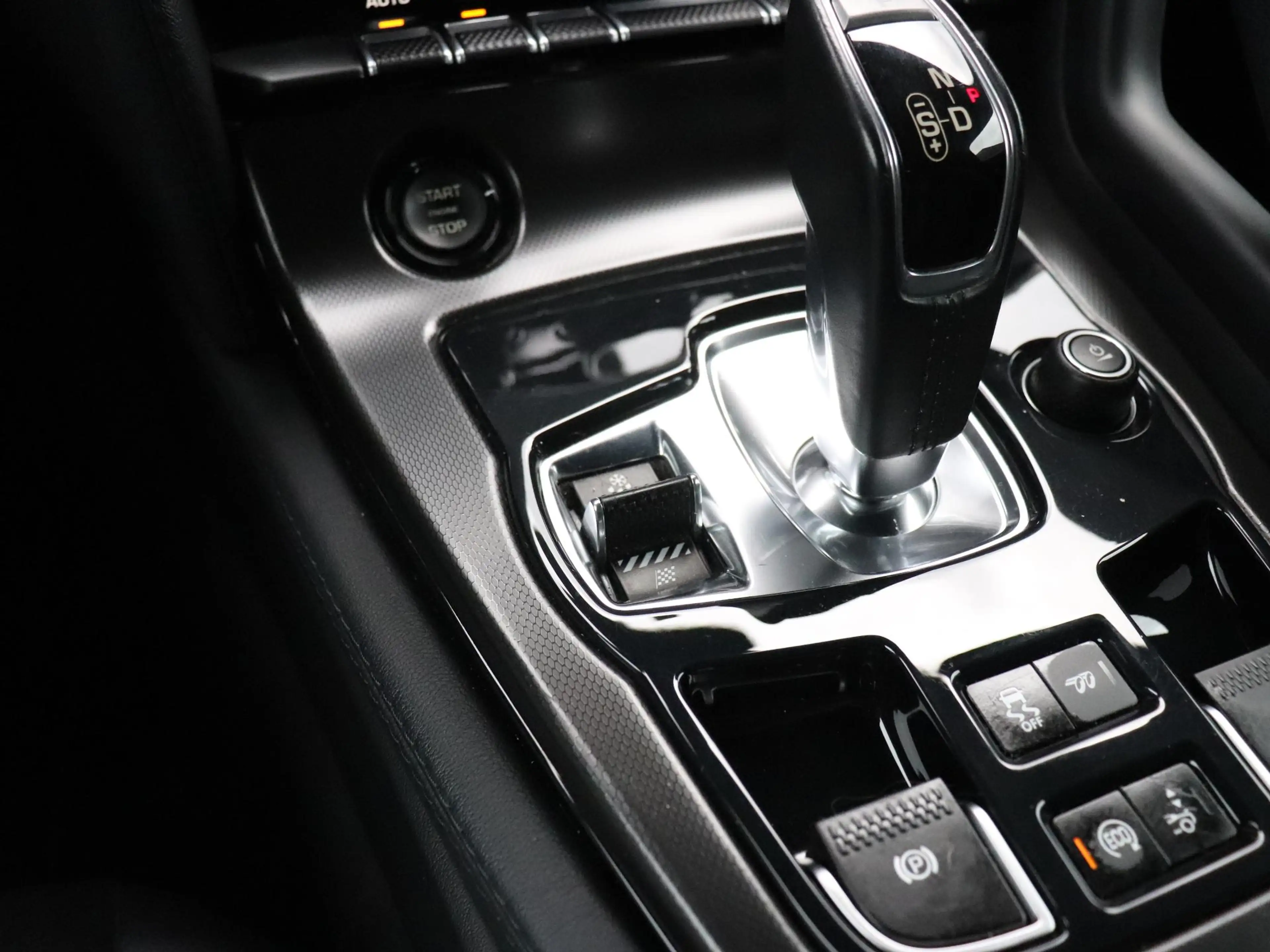 Jaguar F-Type 3.0 V6 Convertible LEDER | NAVI | MERIDIAN SURROUN — photo 27