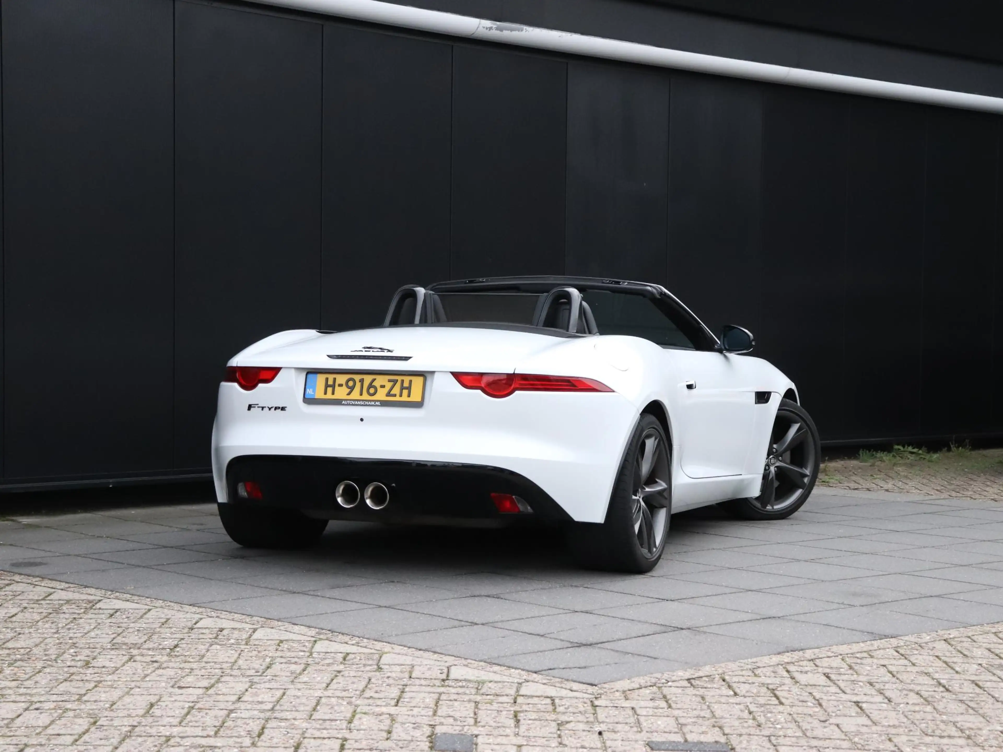 Jaguar F-Type 3.0 V6 Convertible LEDER | NAVI | MERIDIAN SURROUN — photo 3