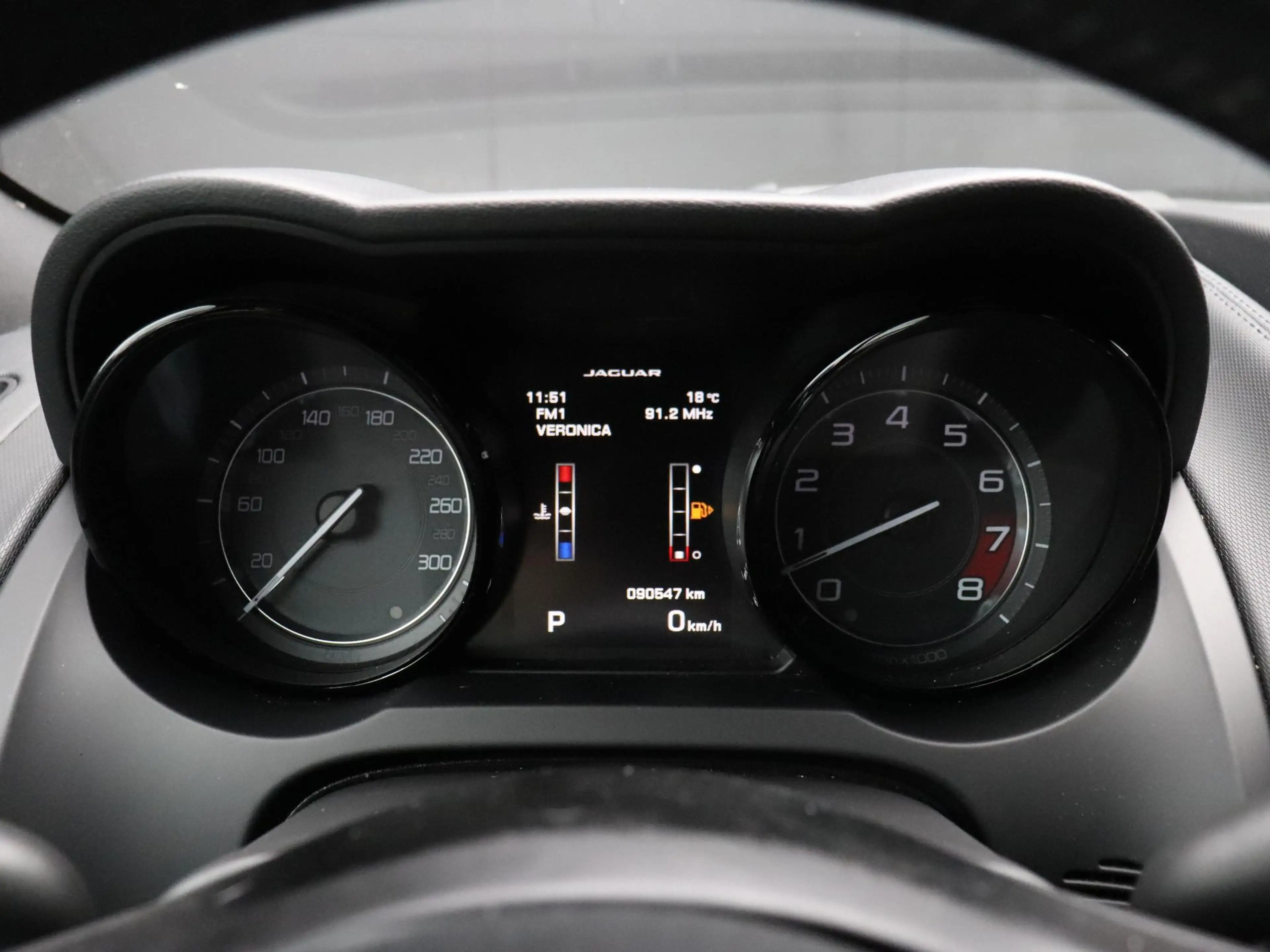 Jaguar F-Type 3.0 V6 Convertible LEDER | NAVI | MERIDIAN SURROUN — photo 7