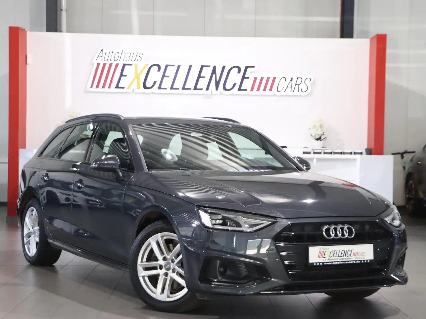 Audi A4 Avant 35 TDI BUSINESS ADVANCED BLACK / LED / Gris - 1