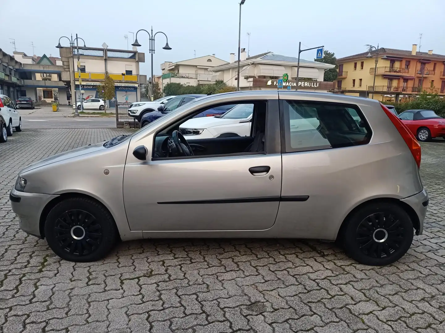 Fiat Punto Punto 3p 1.2 16v ELX Argent - 2