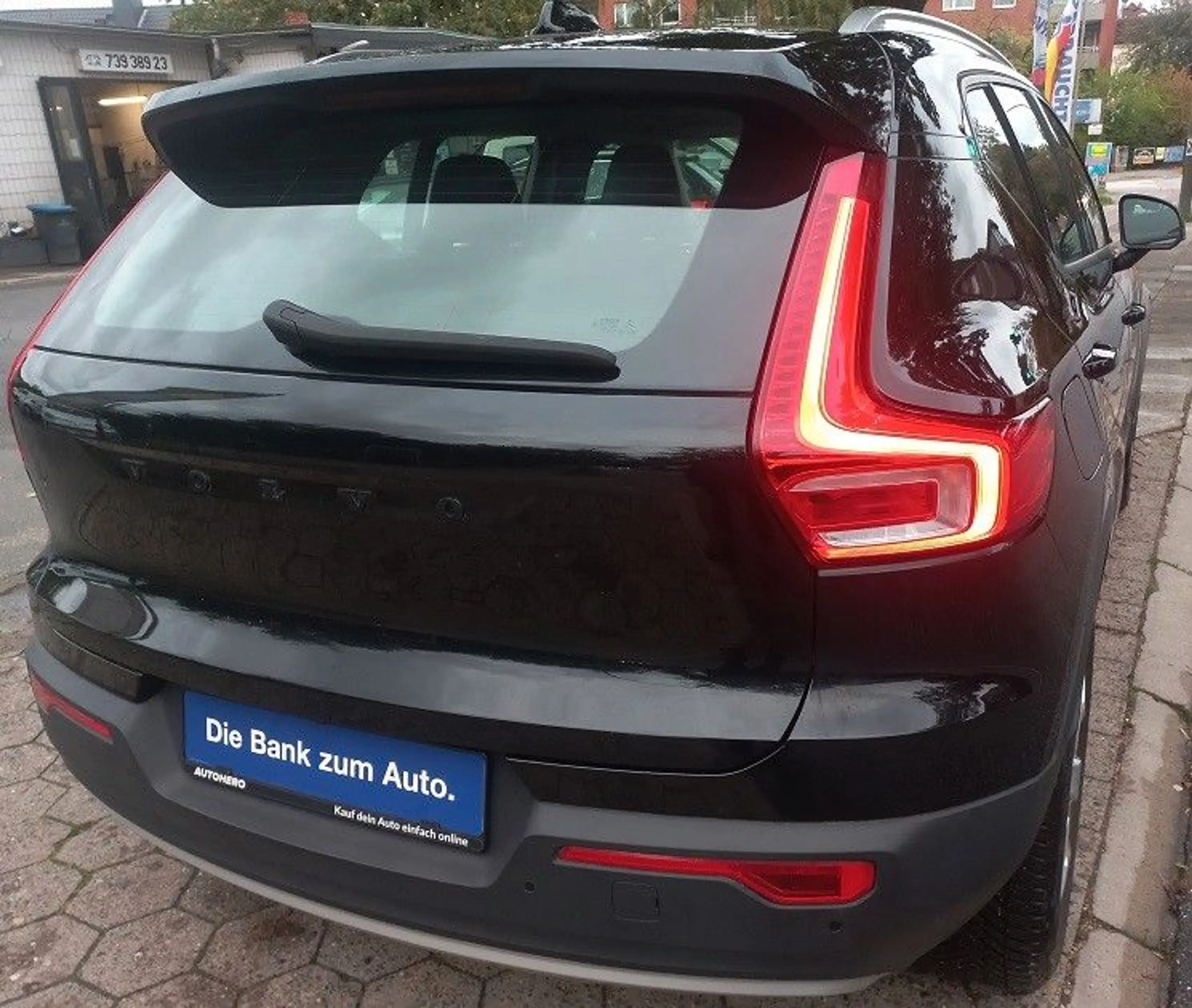 Volvo XC40 2,0D Aut. Klima SHZ Navi Tempo LMF Kamera — photo 9