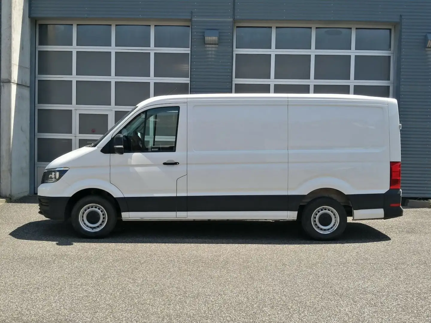 Volkswagen Crafter 2.0 TDI L2 H1 Weiß - 2
