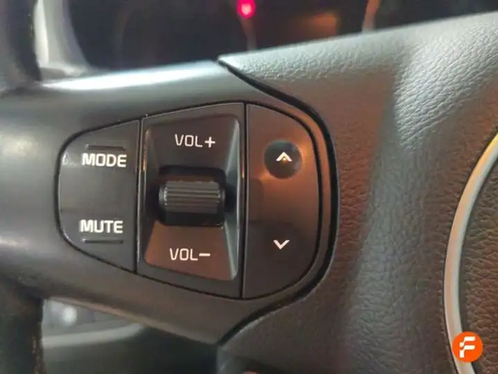 Kia Carens 1.7 CRDi VGT Eco-Dynamics Basic 2018, foto 16