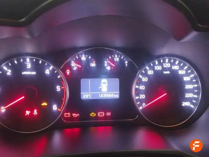 Kia Carens 1.7 CRDi VGT Eco-Dynamics Basic 2018, foto 10