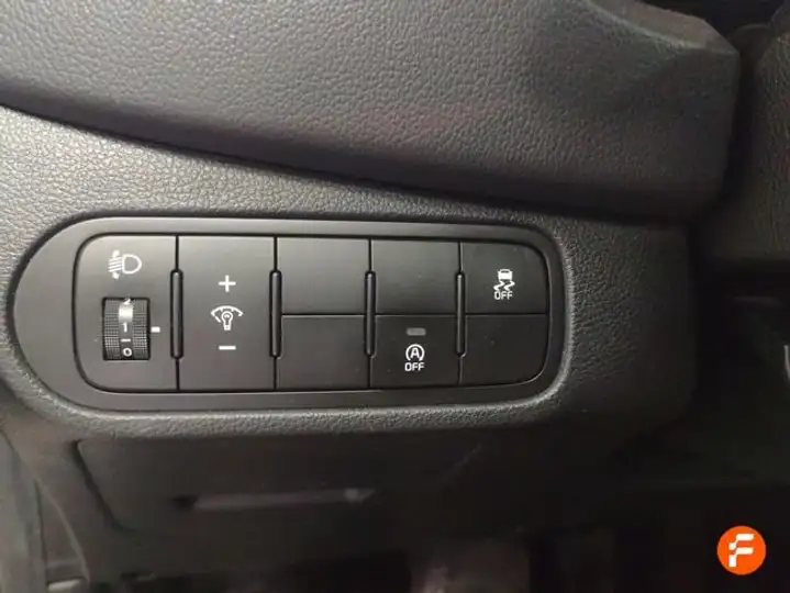 Kia Carens 1.7 CRDi VGT Eco-Dynamics Basic 2018, foto 22