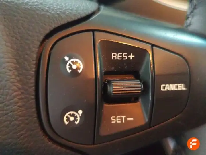 Kia Carens 1.7 CRDi VGT Eco-Dynamics Basic 2018, foto 17