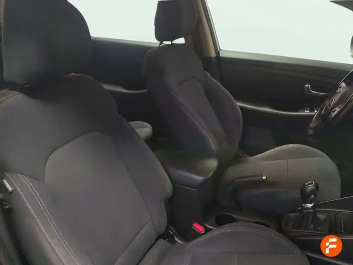 Kia Carens 1.7 CRDi VGT Eco-Dynamics Basic 2018, foto 25