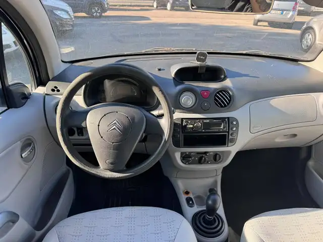 Citroen C3 view 11