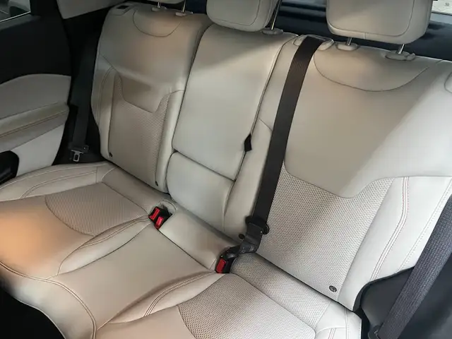 Jeep Compass view 9