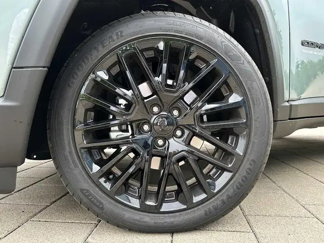 Jeep Compass view 9