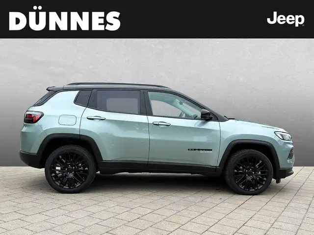 Jeep Compass view 6