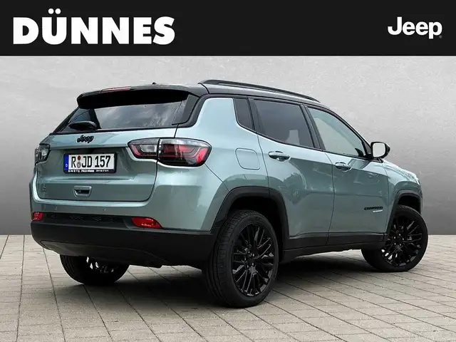 Jeep Compass view 2