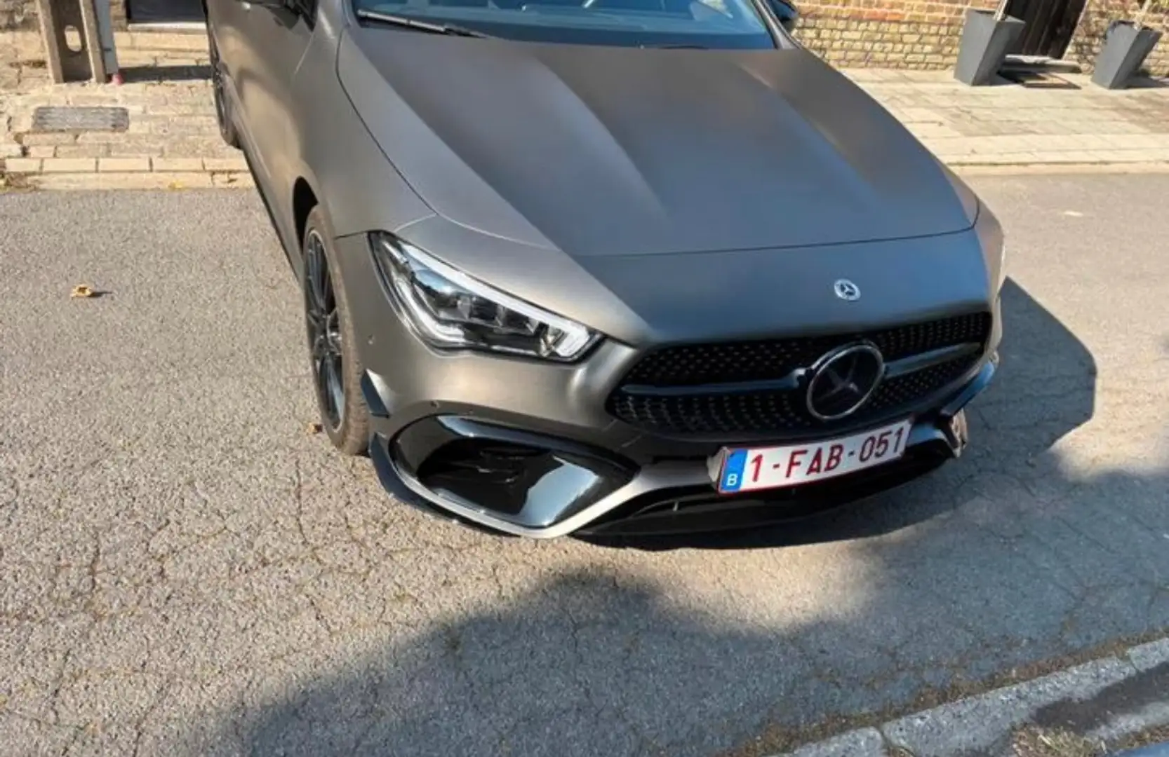 Mercedes-Benz CLA 250 CLA 250 e 8G-DCT AMG Line Gris - 2