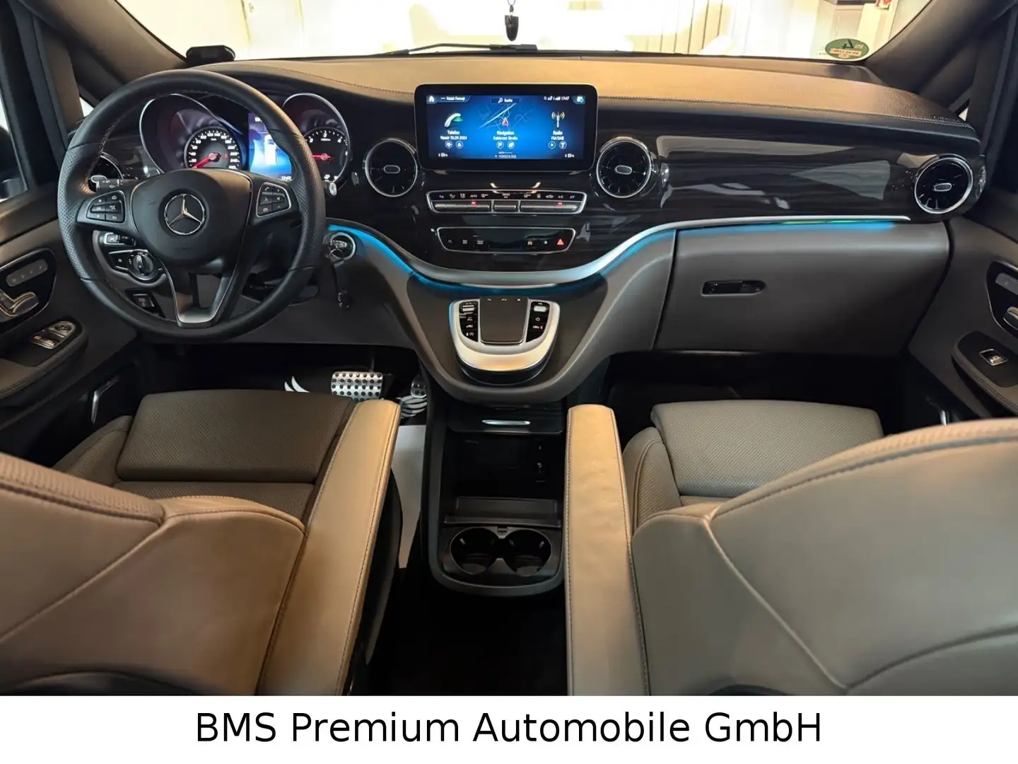 Mercedes-Benz V 300 300 d AMG Edition lang.Pano.AHK.Kamera.Garantie Noir - 2