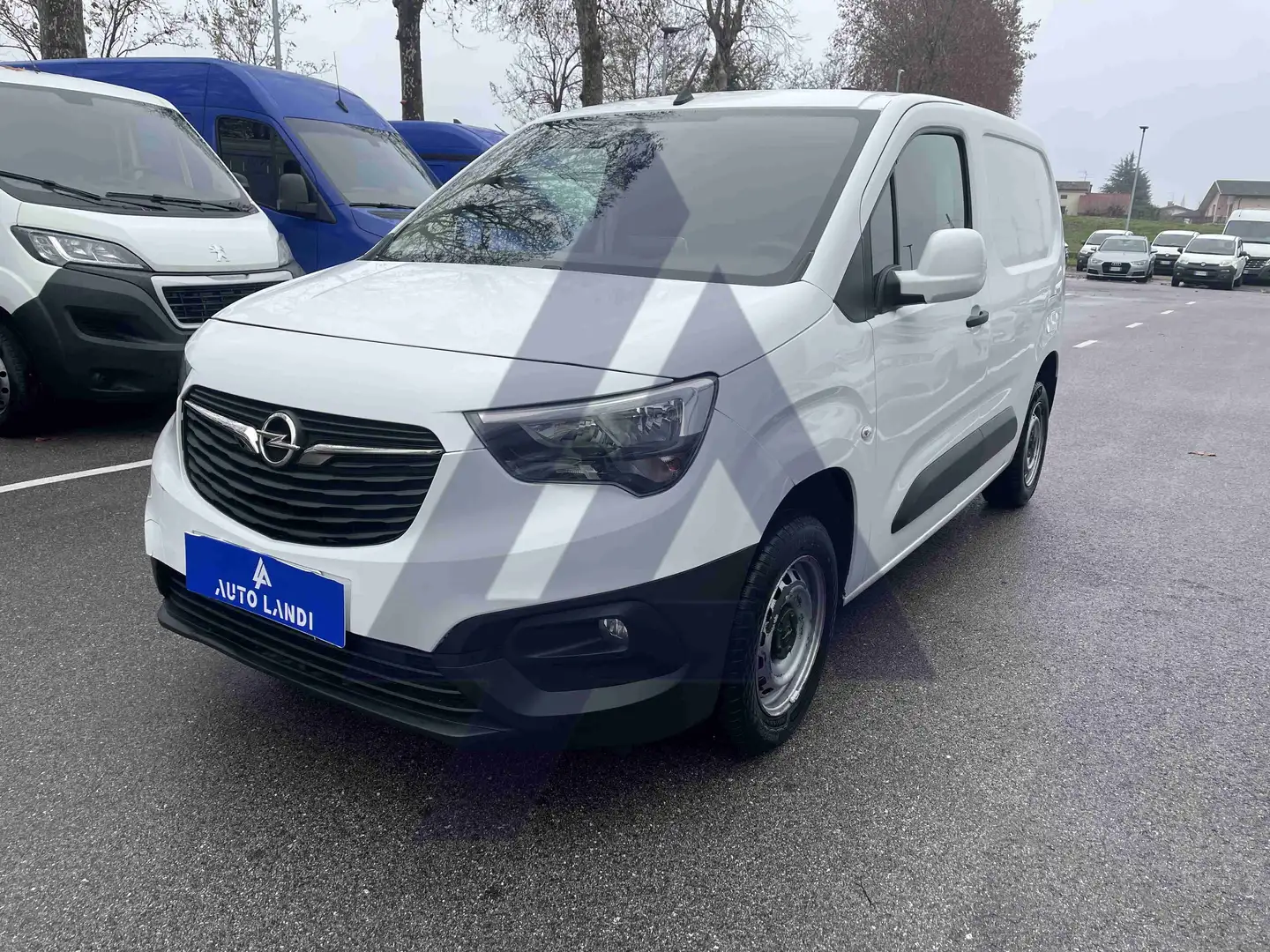 Opel Combo Blanc - 1