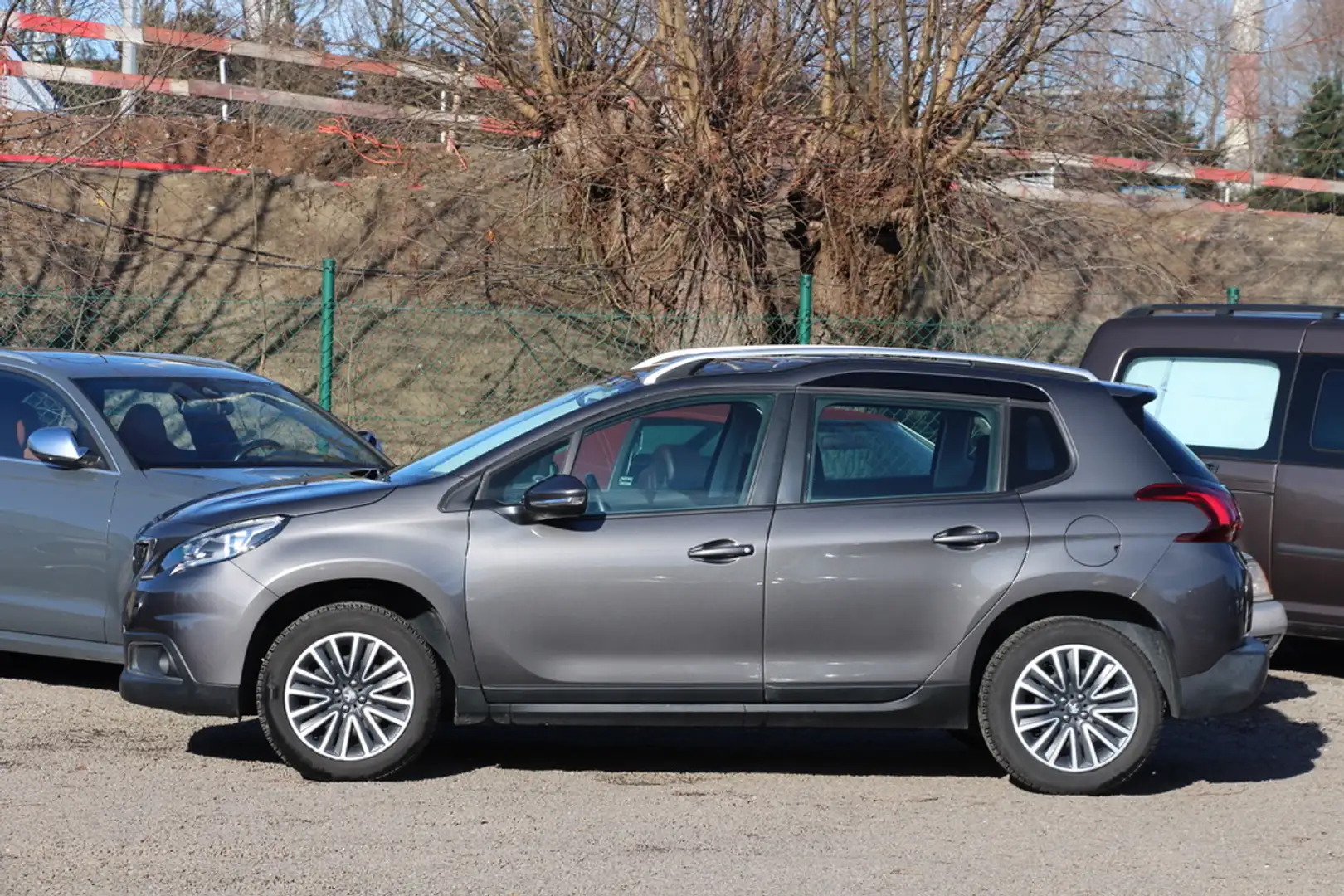 Peugeot 2008 2008 1.2i - 1 Jaar Garantie - 2