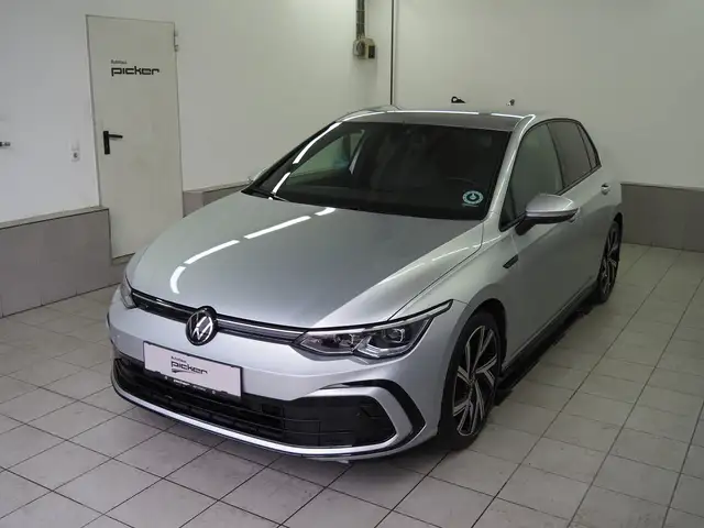 Volkswagen Golf R R-Line TSI