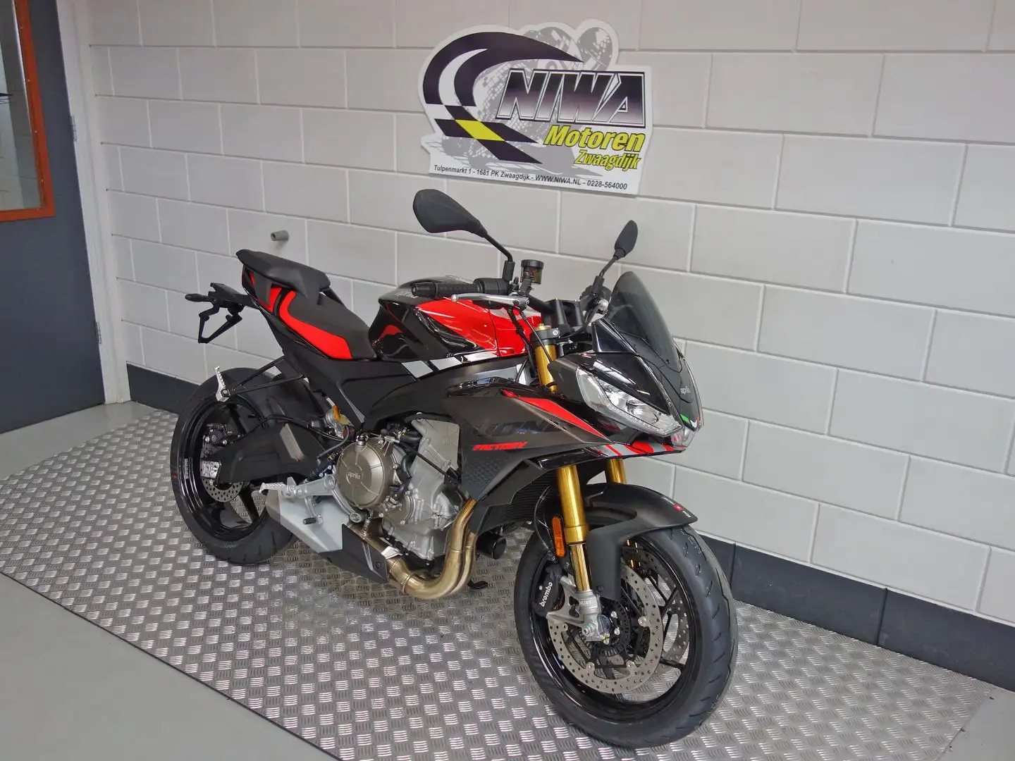 Aprilia Tuono 660 FACTORY Rosso - 2