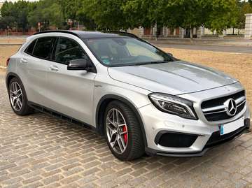 GLA 45 AMG 4Matic 360 Aut. AMG