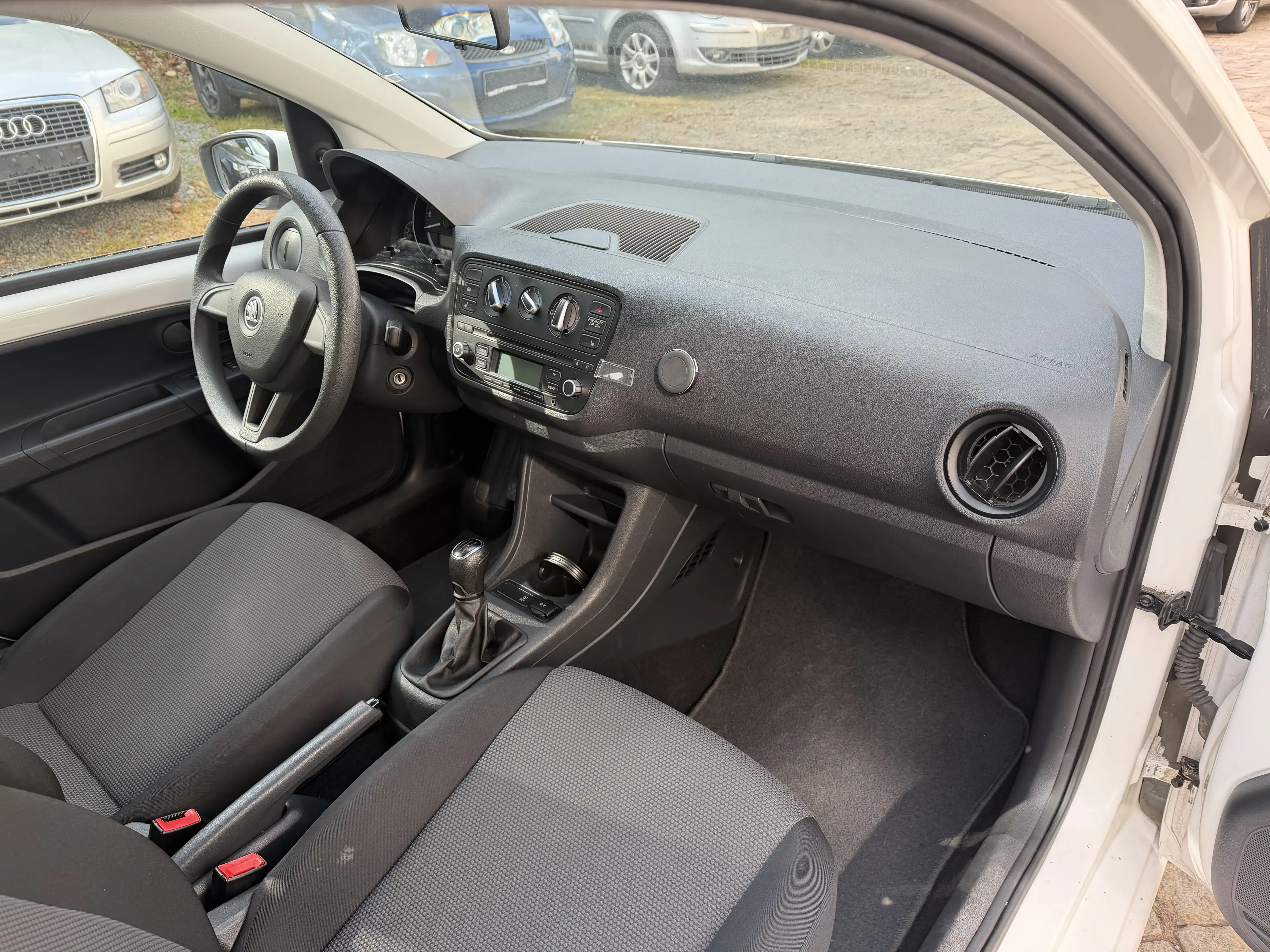 Skoda Citigo Ambition — photo 13