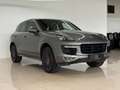 Porsche Cayenne GTS 8 Fach PANO Chrono CARBON BOSE ALCAN Grau - thumbnail 3