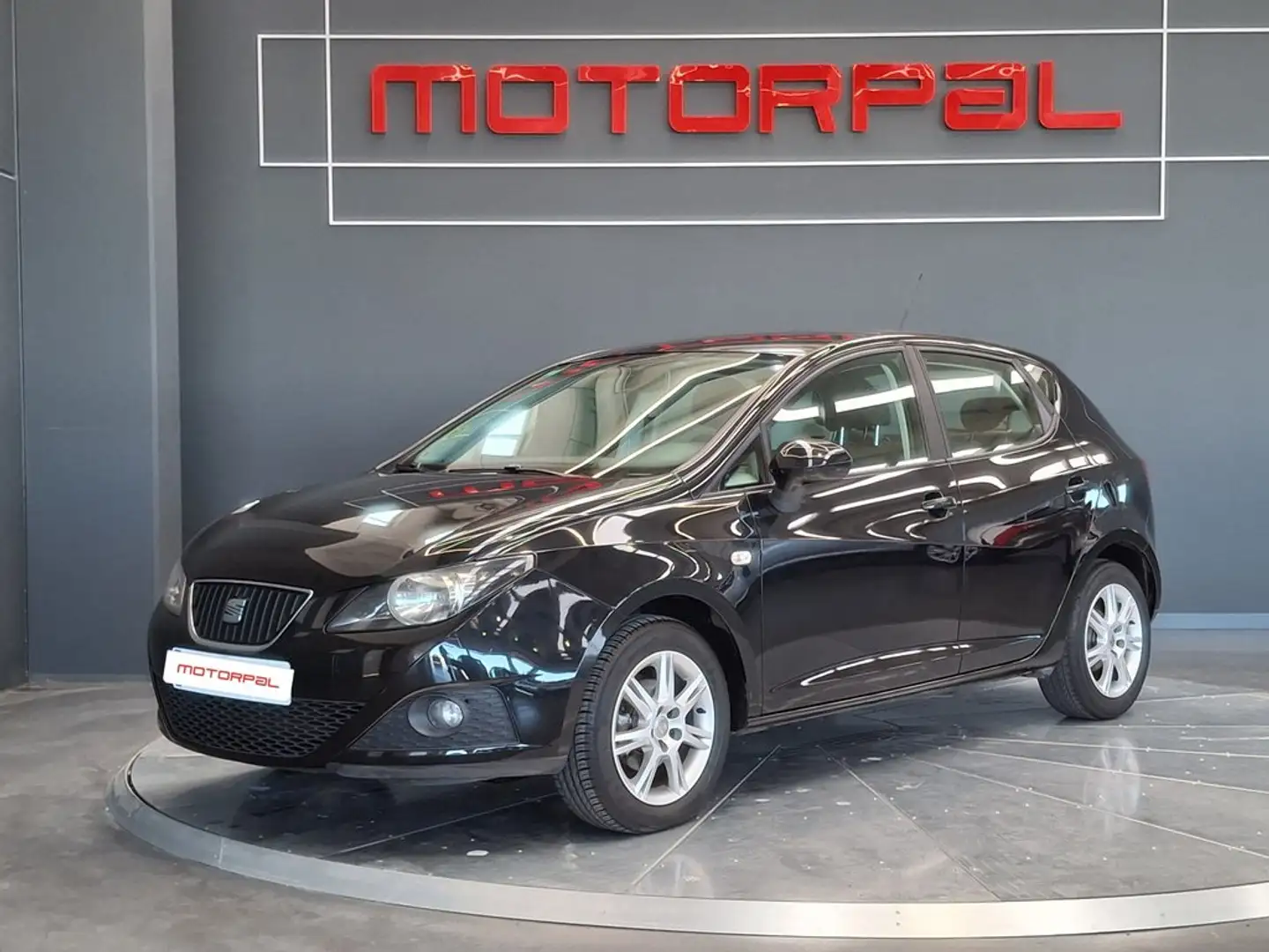 SEAT Ibiza 1.6 TDI 90cv Style Negro - 1