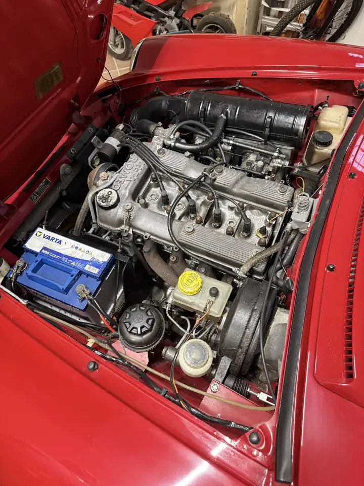 Alfa Romeo Spider 1.6 my90, foto 12