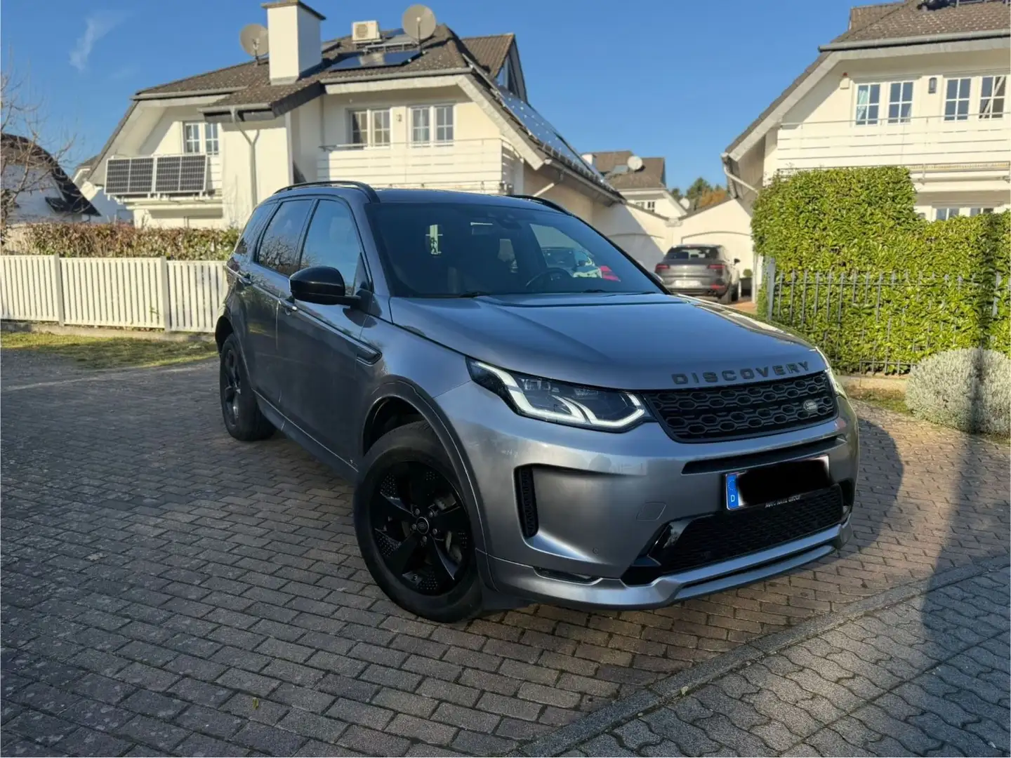 Land Rover Discovery Sport Hybrid R-Dynamic HSE AWD Gris - 2