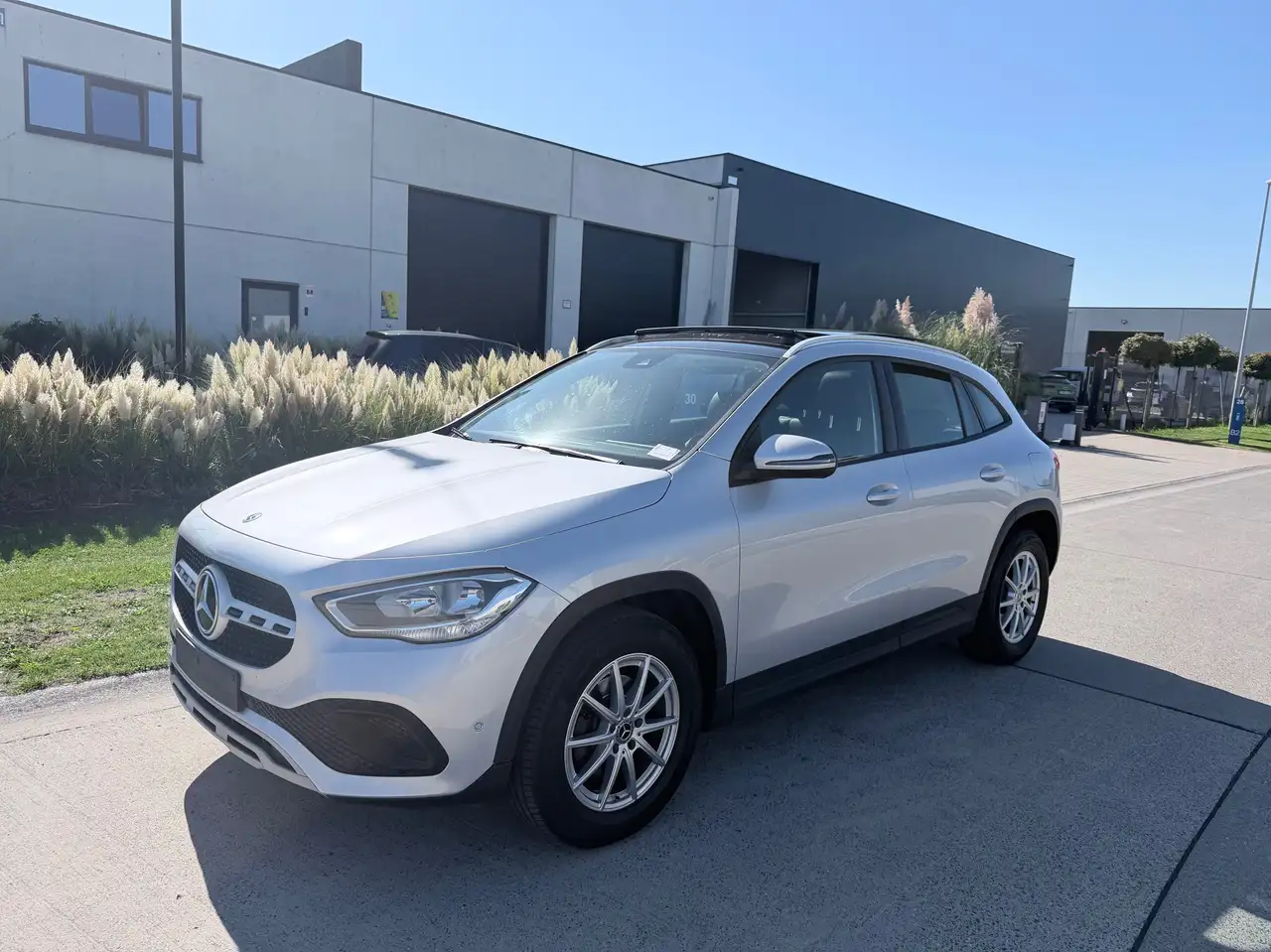 Mercedes-Benz GLA 180
