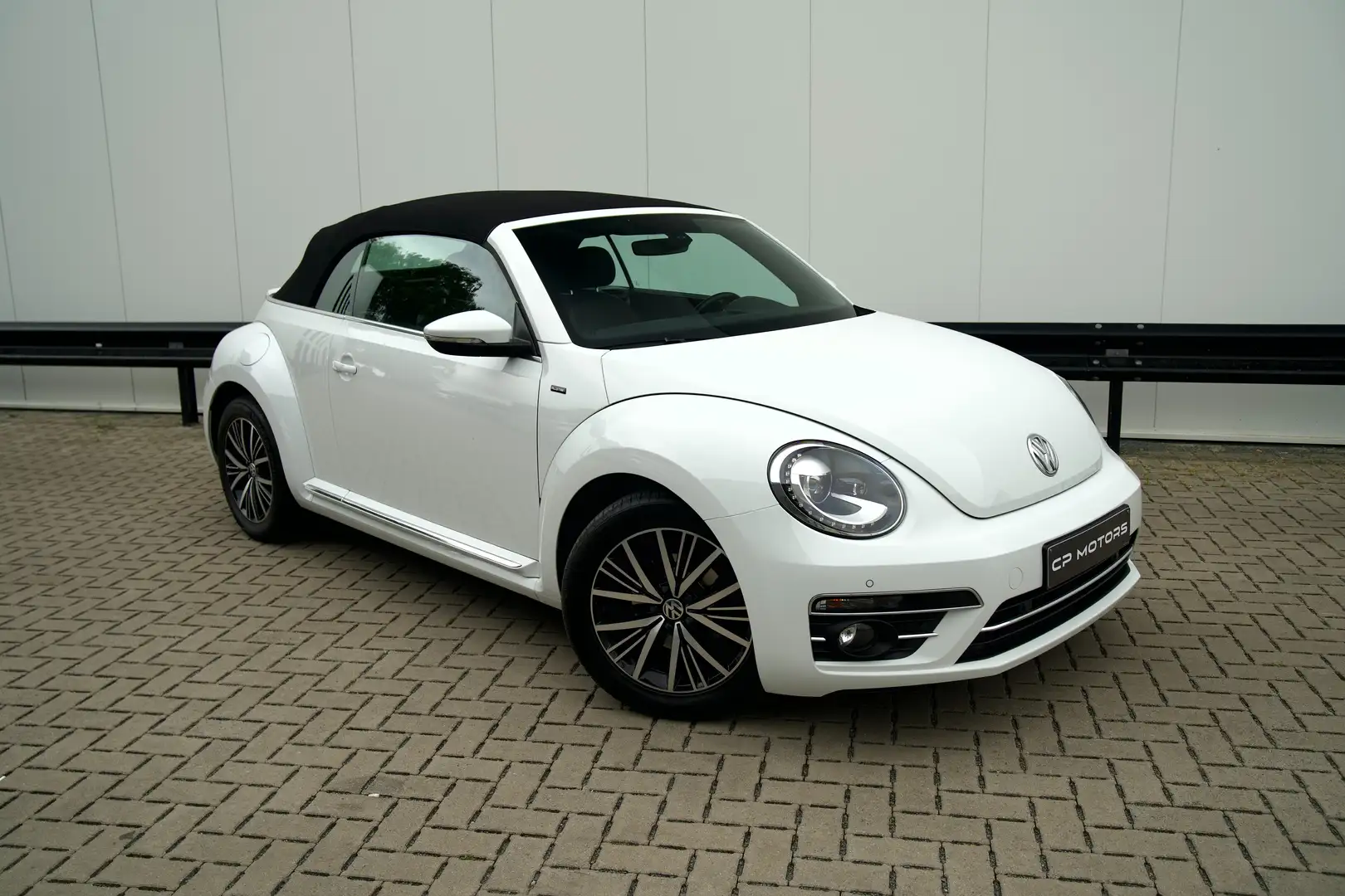 Volkswagen New Beetle CABRIO | ALLSTAR | AUTOMAAT | APPLE CARPLAY | TOP! Weiß - 2